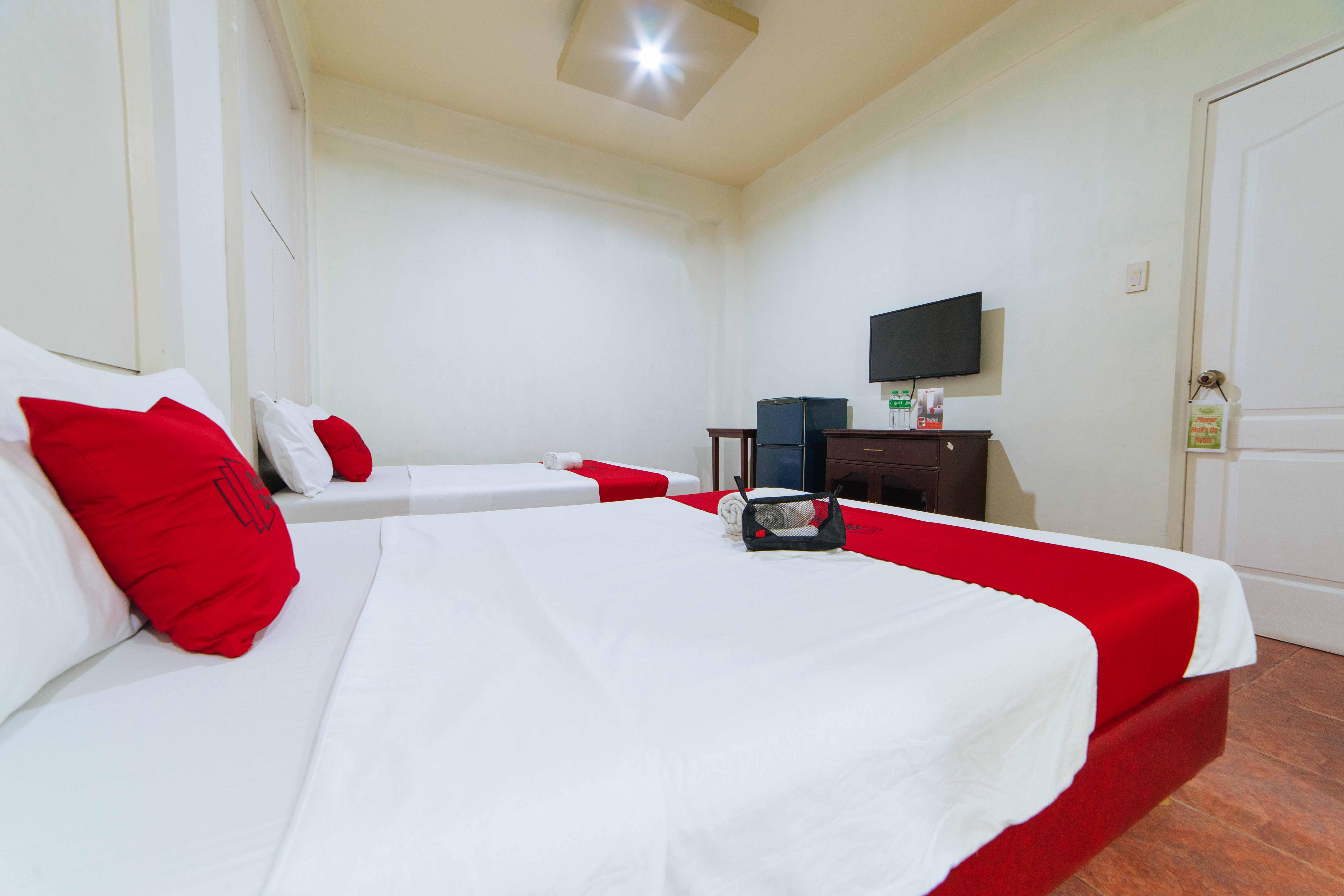 Reddoorz Near Walking Street Angeles City Exterior foto
